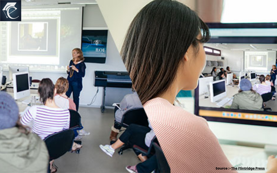 Hybrid Schooling Models